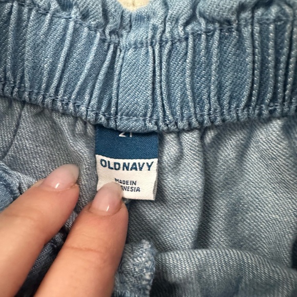 Old Navy Wide Leg Chambray Pants - Picture 4 of 4
